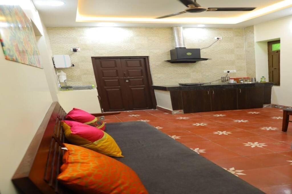 Heritage Home With 3 Bed/3 Bath With Kitchen In A Residential Neighborhood. Madurai Εξωτερικό φωτογραφία